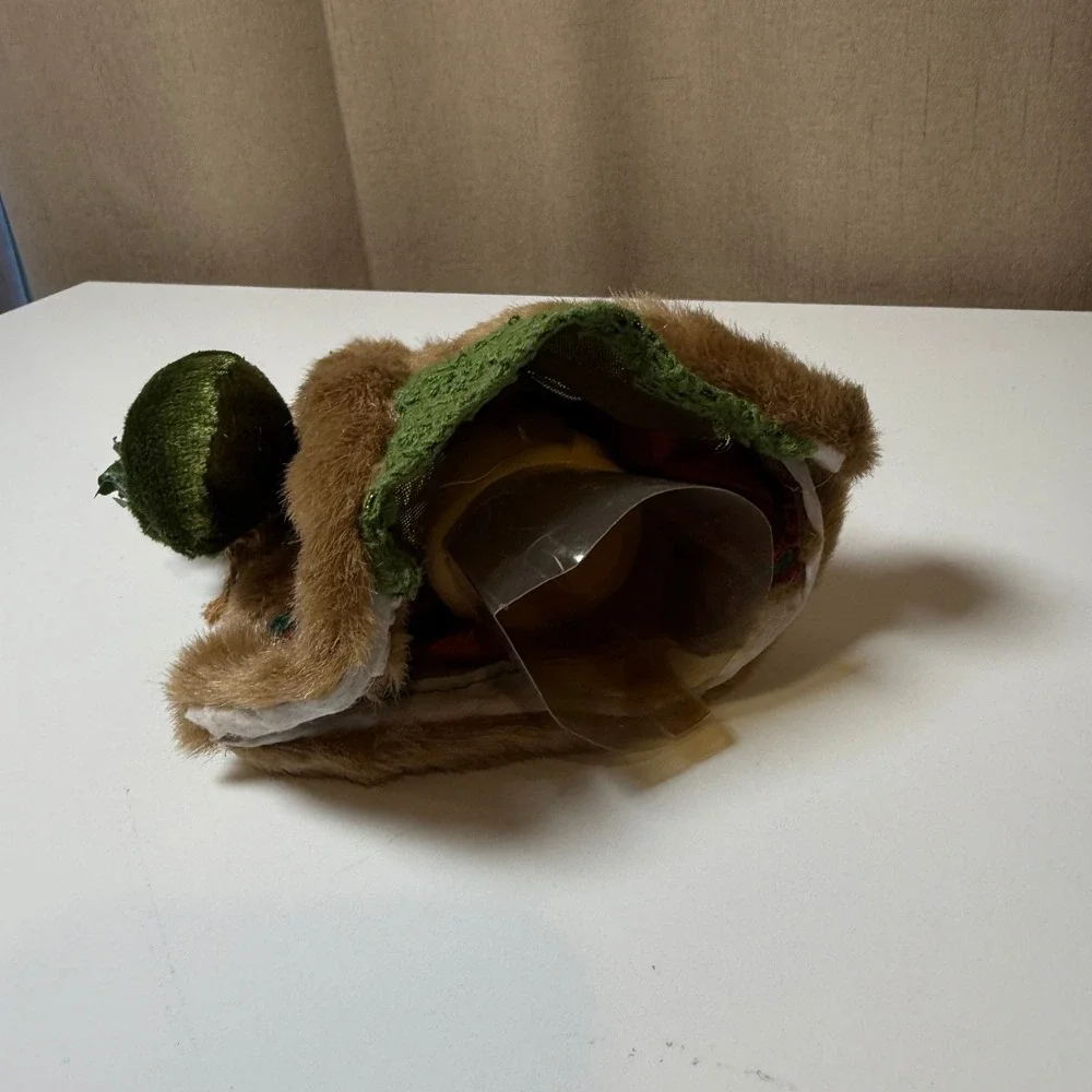 Charming Santa Claus‎ Christmas Ornament Holding Berry Bag